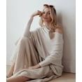 thumbnail image 1 of Suéter de color sólido europeo y americano Suéteres para mujer Suéteres casuales de invierno Suéteres holgados de color sólido Tops sexys, 1 of 5