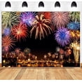 thumbnail image 1 of Tapiz de vinilo con diseño de fuegos artificiales en la ciudad de Nochevieja, 150 x 100 cm, 1 of 1