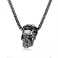 thumbnail image 3 of Collar con calavera en acero titanio negro 55 cm---Código producto 54325, 3 of 4