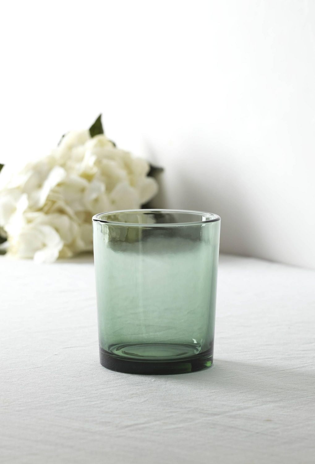 Verre haut empilable vert ONEIDA MERRY & BRIGHT