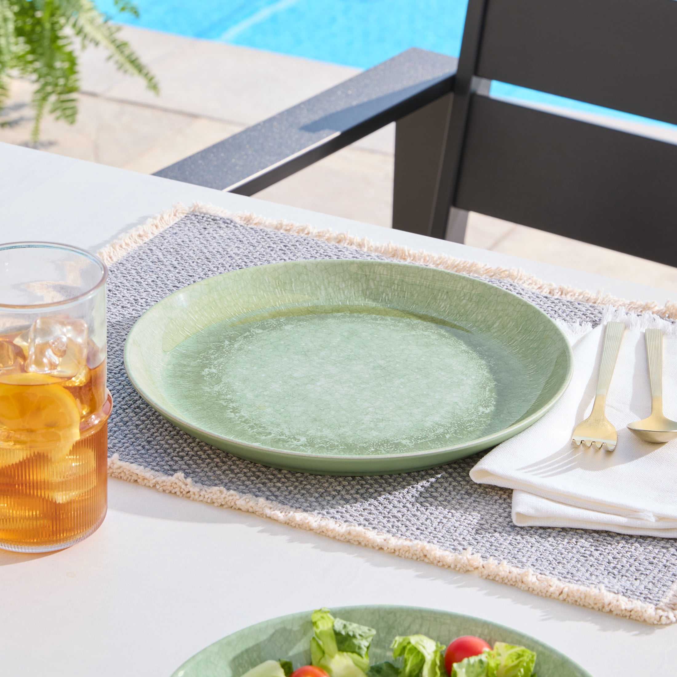 (4 pack) Better Homes & Gardens Reactive Green Reusable Dishwasher-Safe 10.75 in Round Bamboo Melamine Plastic Dinner Plate