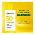thumbnail image 4 of Protector Solar Facial Garnier Skin Active Antioleosidad Fluido Sin Color FPS 50+ con Vit C 40 ml, 4 of 4