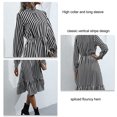 thumbnail image 4 of Robe Rayée pour Femmes, Robe Rayée Verticale à Manches Longues, Robe Décontractée Ample Testée Professionnellement, 4 of 5