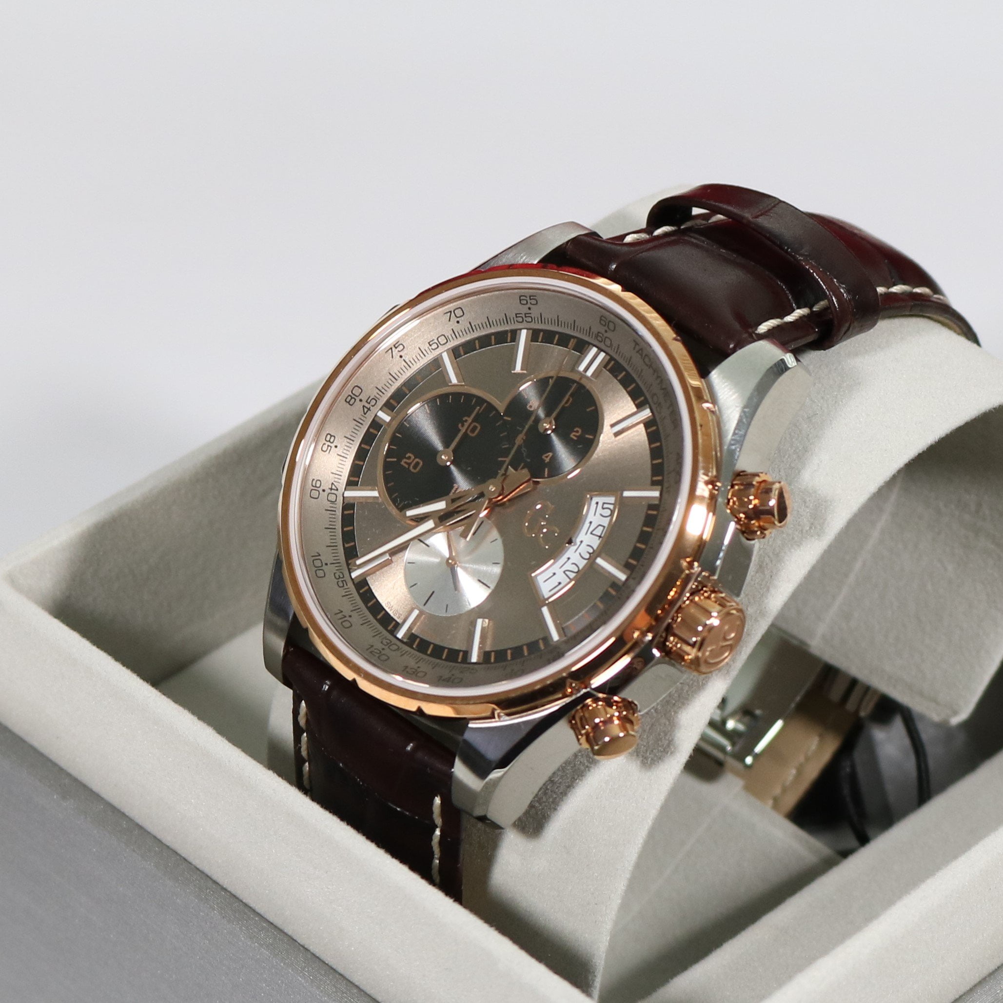 Guess Men s Classic Brown Dial Watch X81012G5S