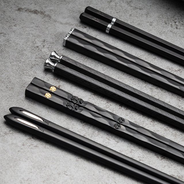5 Pairs Japanese Chopsticks For Sushi Chinese Food Sticks Reusable Metal Korean Chopsticks Set Tableware Chop sticksBAustralia He Qiyong unisex