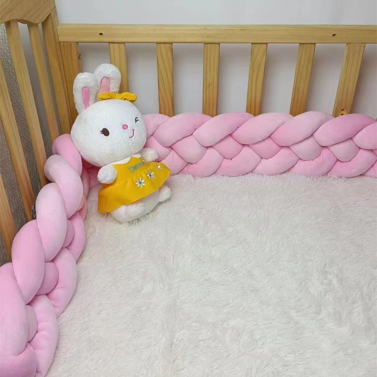1 Piece handcrafted bed anti - bump rug. Wool yarn, home accent. Knitting & craft yarn. Cozy, soft, good for felting & cushions. Bulky, thick for DIY. (White - 2m)