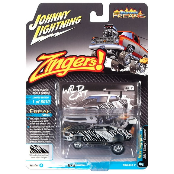 Johnny Lightning 1:64 Street Freaks Ver B 2011 Chevy Camaro Pearl W Stripes