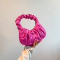 thumbnail image 2 of Bolso de hombro con diseño de nube plisada de color sólido de nuevo estilo coreano de contraste de color, bolso de tendencia urbana, bolso de mano para mujer debajo del brazo, 2 of 5