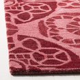 thumbnail image 2 of Safavieh Wyndham Accent Rug in Red, 2 of 3