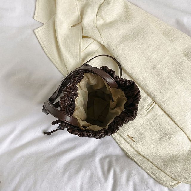 Bolso de hombro para mujer Bolso bandolera de cuero PU Bolso de mensajero informal plisado (Café)