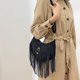 thumbnail image 2 of Bolso Bandolera Con Flecos Y para Mujer Piel Sintética, 2 of 9