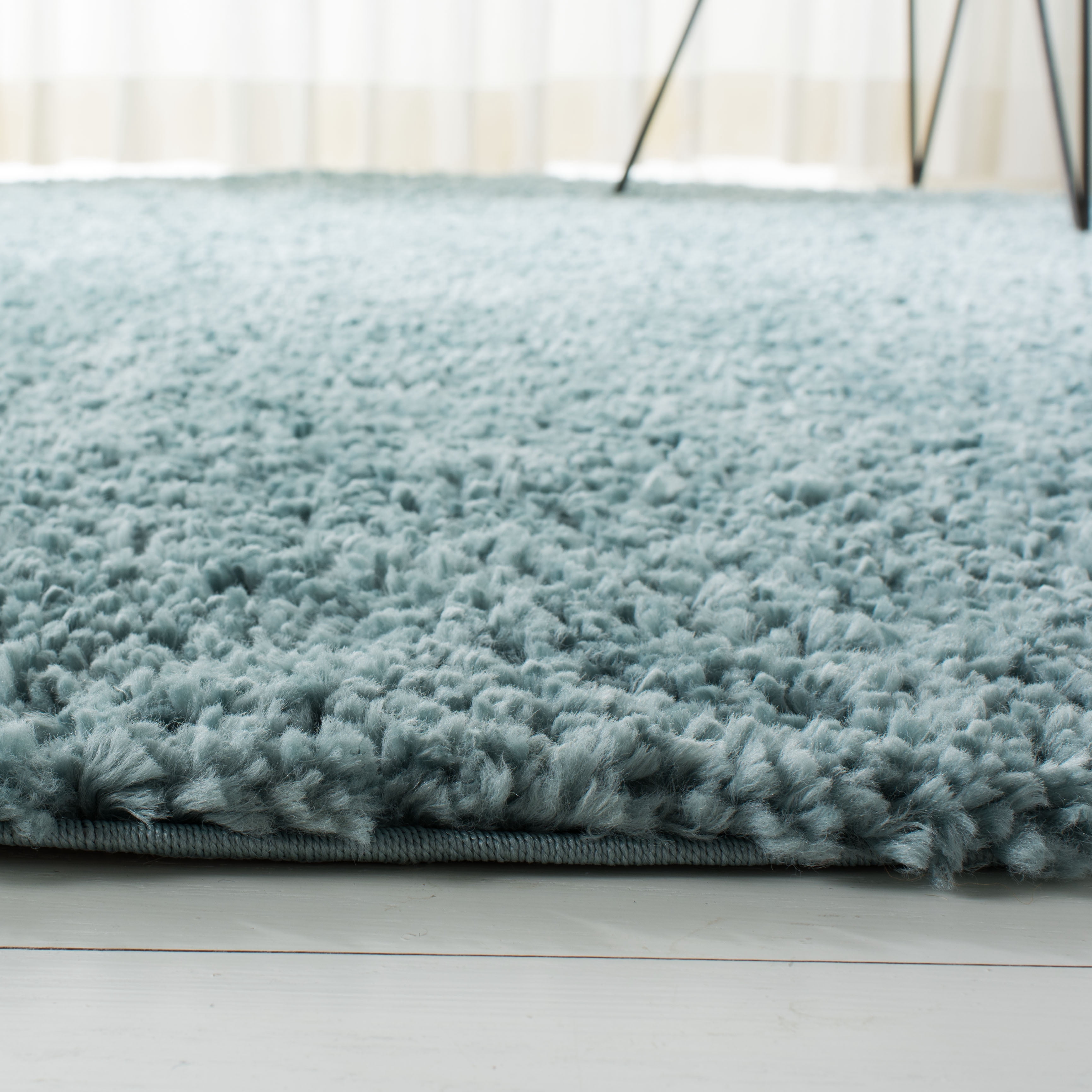 Safavieh August Carlene Solid Plush Shag Area Rug, Aqua, 4' x 4' Round