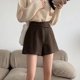 thumbnail image 5 of Pantalones cortos con botones de cintura alta para mujer, pantalones cortos elegantes, informales, de Color puro, pierna ancha, línea A, para oficina, 5 of 8