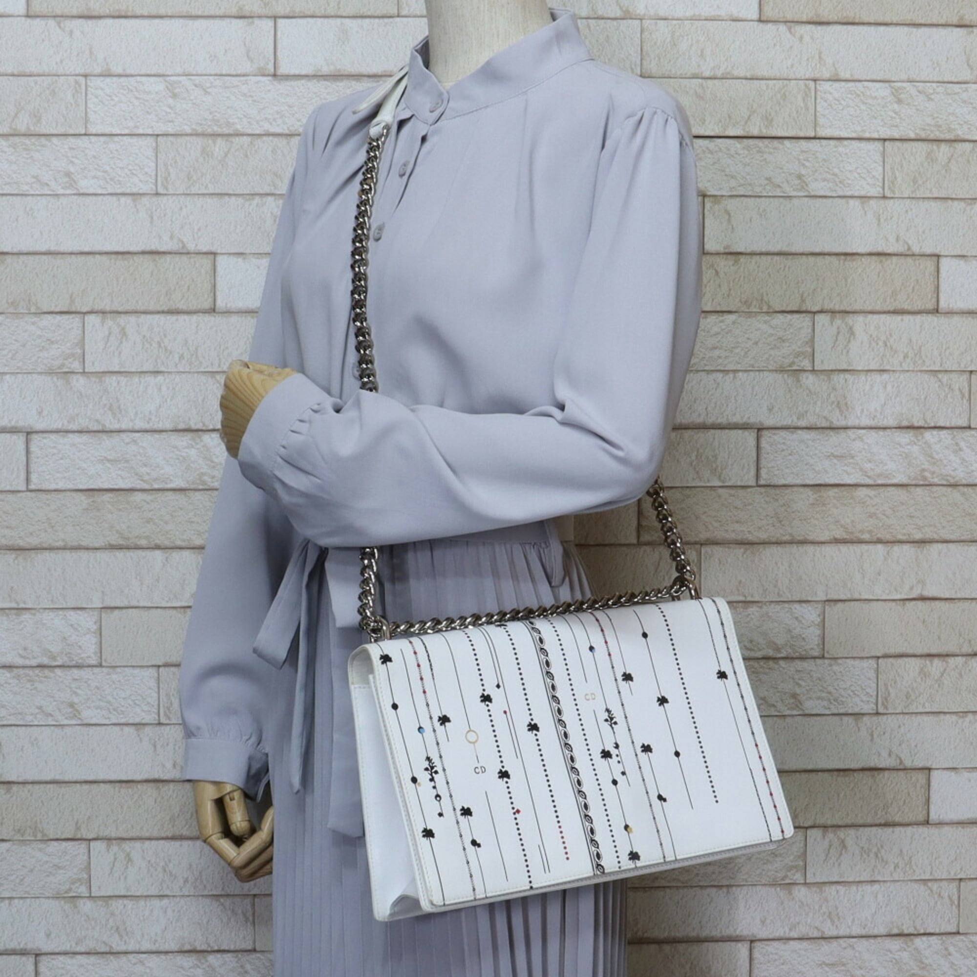 Diorama shop bag white
