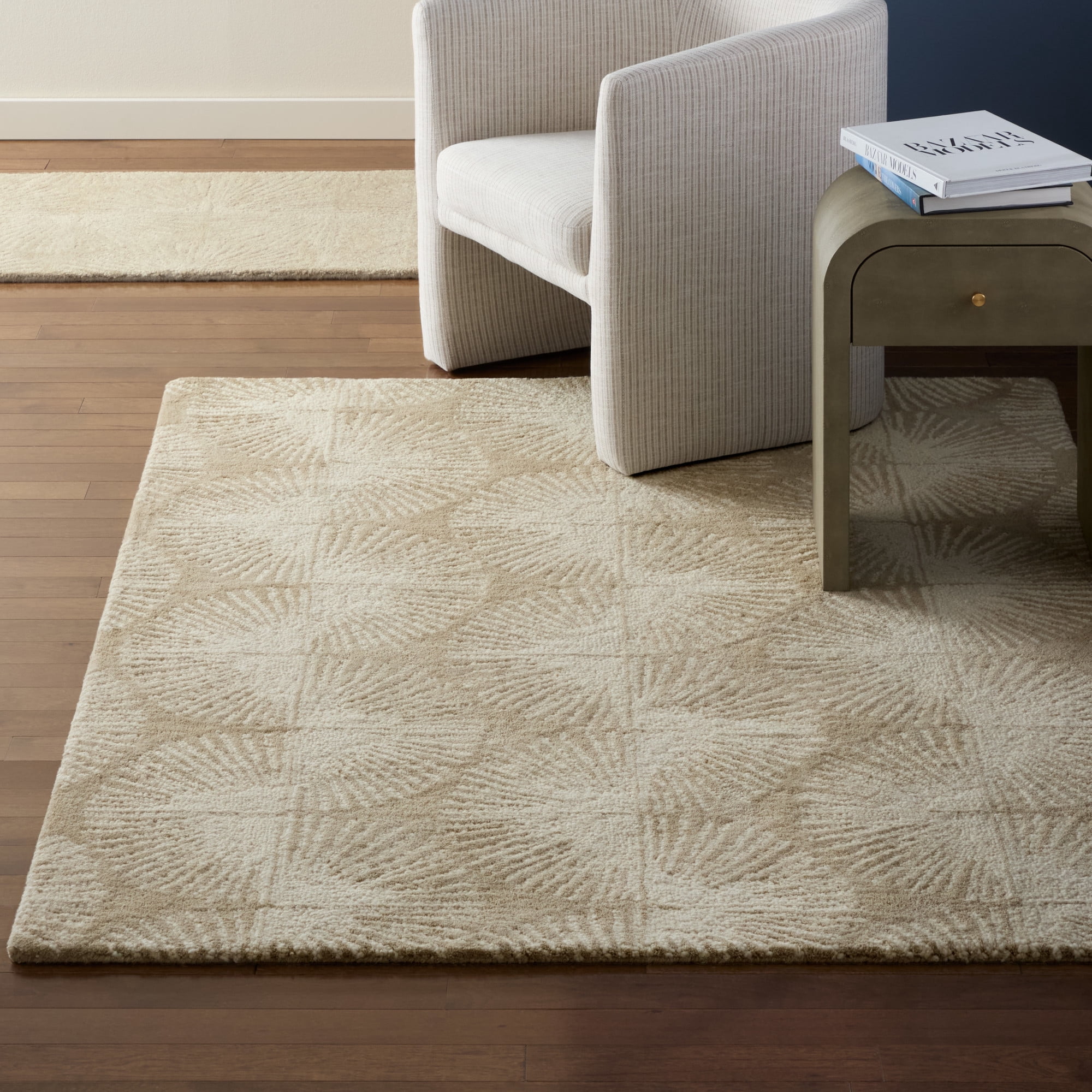 NICOLE MILLER NEW YORK Kendall Slinky Geo Handcrafted Area Rug, 100% Wool Rug, Taupe, 6'x9'