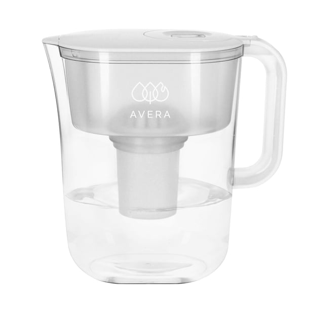 AVERA Jarra de agua con filtro de carbón activado con 4 etapas de filtrado,Capacidad de 3.5 Litros o hasta 10 vasos de agua, Ideal para guardar en refrigerador, Agua pura | JPA01