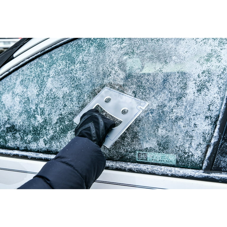 How Ice Scrapers Can Damage Your Car - DaSilva's Auto Body