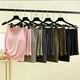 thumbnail image 5 of Conjunto de pijama de verano para mujer de 2 piezas: cuello cuadrado, manga corta, poliéster suave, ropa para dormir y estar por casa., 5 of 6