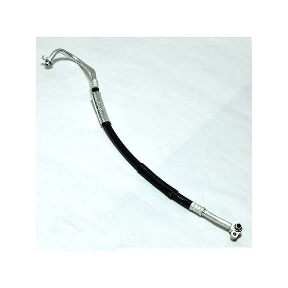 A/C Suction Line Hose Assembly - Compatible with 2005 - 2006 Chevy Silverado 3500