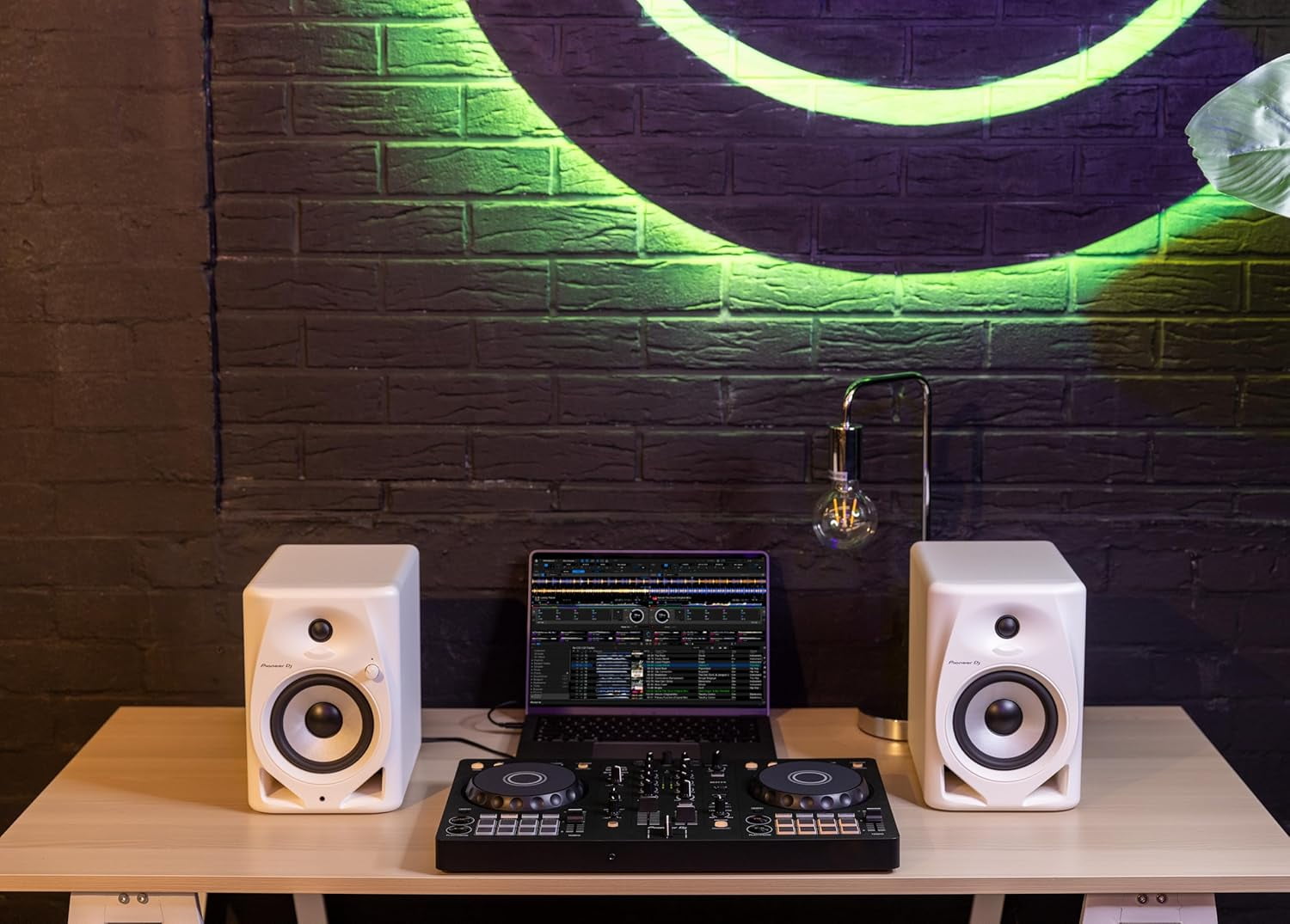 Pioneer DJ DDJ-FLX4 2-Deck DJ Controller (Graphite), Rekordbox & Serato DJ Lite Compatible, USB-C Powered