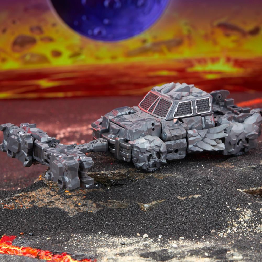Transformers Legacy United Deluxe Infernac Universe Magneous 5.5” Action Figure, 8+