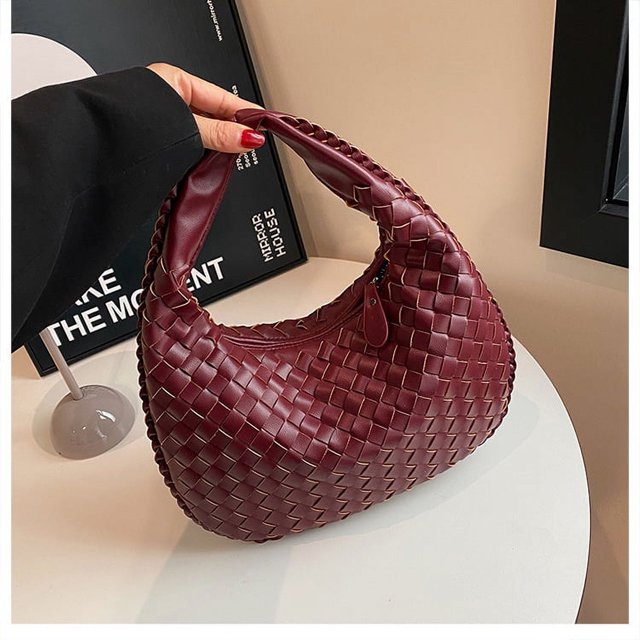 Bolso tejido de alta gama de estilo para mujer, bolso de hombro tipo bandolera con textura de nicho, bolso de viaje portátil