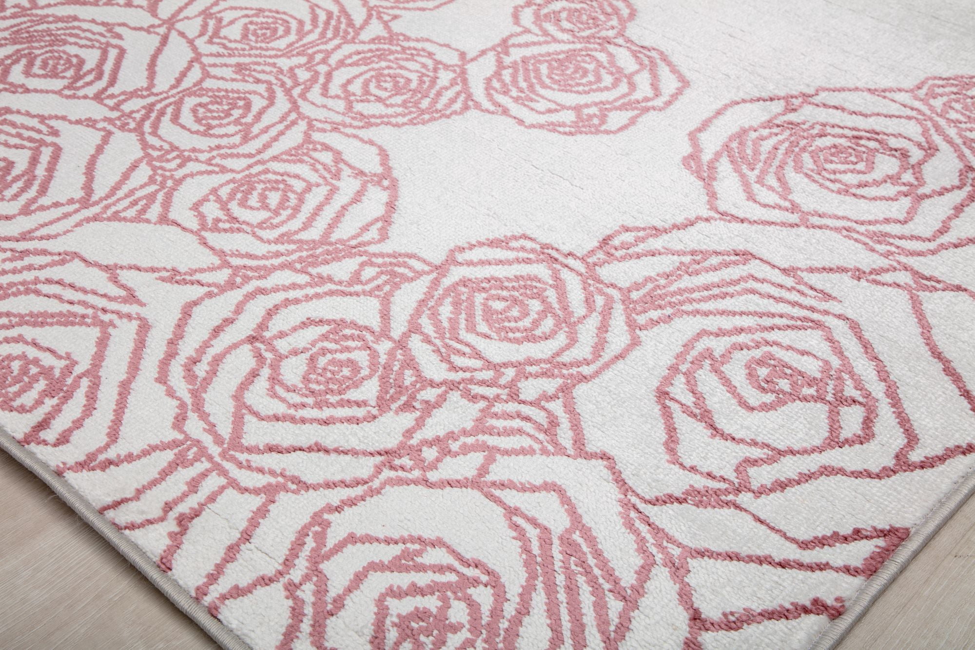 Elizabeth Sutton VE30C Spring Beauty Floral Transitional White Area Rug, 2'0" x 4'0"
