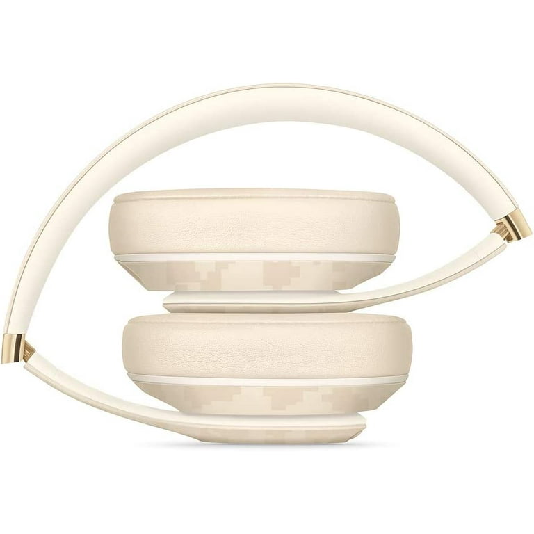 Restored Beats Studio3 Wireless Headphones - Camo Collection