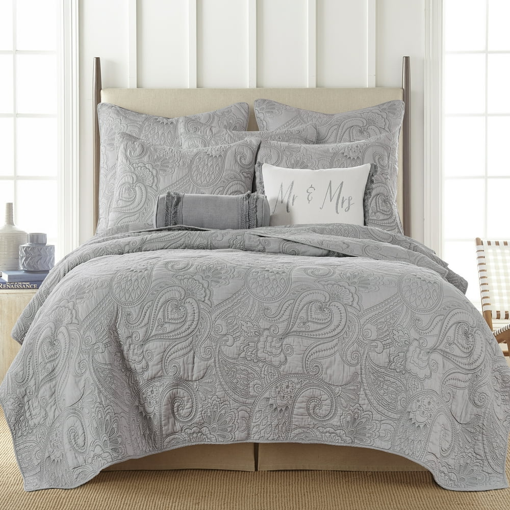 Levtex Home Perla Quilt Set Full/Queen Quilt + Two Standard Pillow Shams Paisley Grey