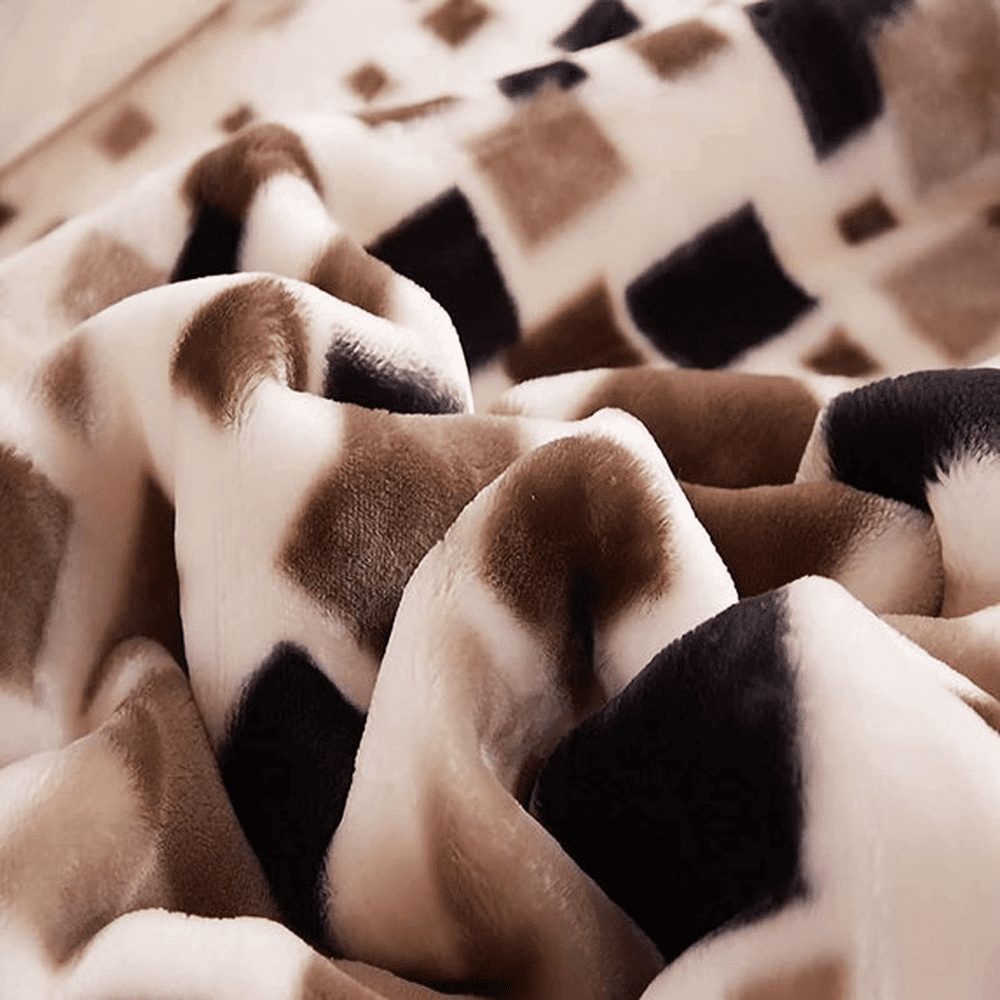 DBOZE Luxury Warm Plush Korean Mink Raschel Blanket, 2 Ply Reversible Silky Soft Winter King Size Blanket, Cream/Navy