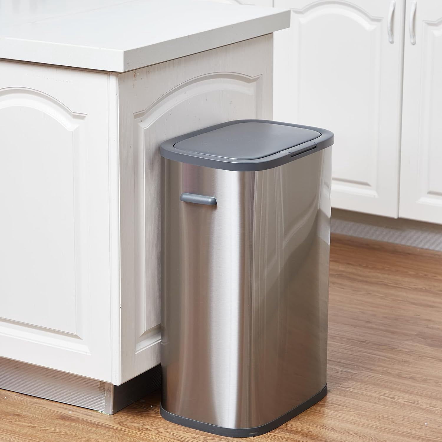 Trash Can with Lid, 14.5 Gallon Trash Bin with Pop-up Lid, 55L Garbage Can Wastebasket for Kitchen, Office, Bedroom, Living Room (Grey, Press Top Lid)