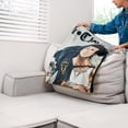 thumbnail image 4 of Manta de forro polar Blanket JUST FUNKY, color negro, con forma de trébol, 114 x 152 cm, 4 of 8