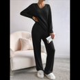 thumbnail image 4 of Conjunto de Pijama de Dos Piezas de Punto Acanalado para Mujer: Suéter de Larga y Pantalón . Negro S, 4 of 10