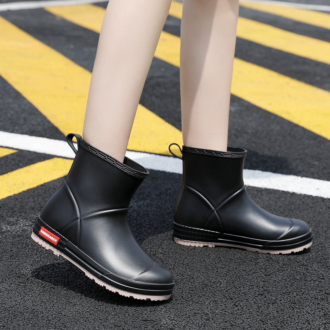 Lcamaw Rain Boots for Women & Men, Lightweight Waterproof Short Rubber Boots, Anti-Slip Mud Garden Boots Chelsea Ankle Rain Boots with Comfortable Insoles for Outdoor Work