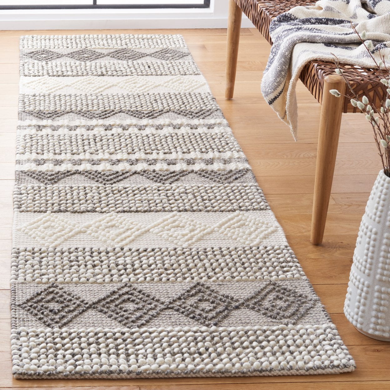 SAFAVIEH Natura Carly Geometric Braided Wool Runner Rug, Grey/Ivory, 2'3" x 16'