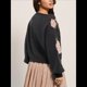 thumbnail image 4 of Suéter Floral Vintage para Mujer, Cuello , Larga, Tejido Informal, Tops Tipo Jersey Negro XL, 4 of 9