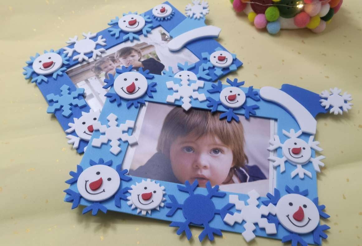 4E's Novelty Foam Snowflake Picture Frame Craft 12 Pack – Christmas Winter Arts & Crafts Kit for Kids Toddlers 3-12, Classroom DIY, Individually Wrapped