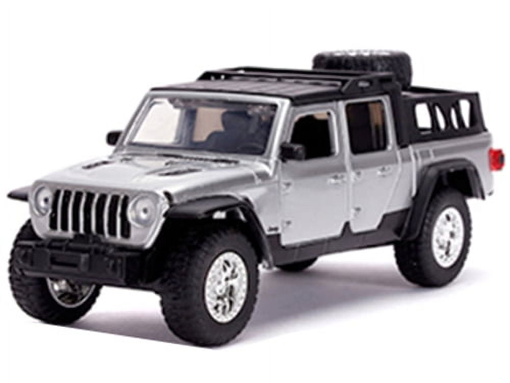 Jada Toy 2020 Jeep Gladiator Pickup Truck, Silver with Black Top