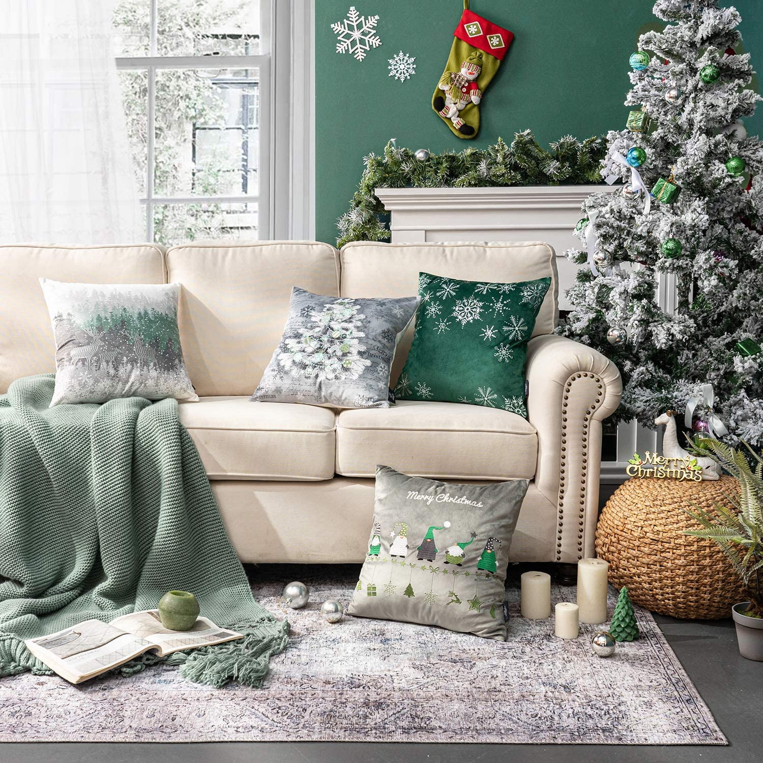 Designart 'Christmas Winter Happy Scene' Landscape Printed Throw Pillow -  Bed Bath & Beyond - 20890854