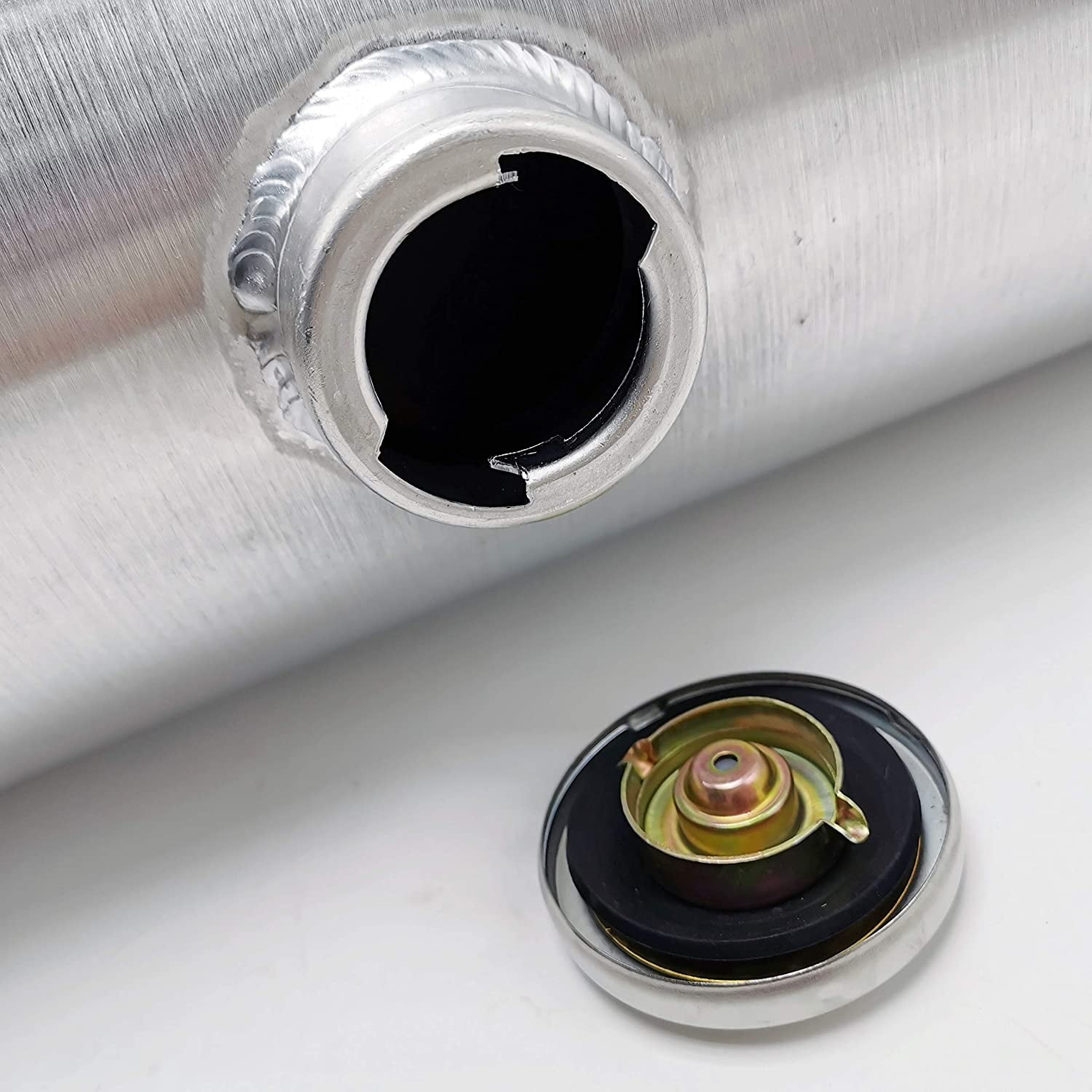 JSD 7 Gallons 8" x33" Spun /Round Aluminum Gas Tank / Fuel Tank 3/8" NPT Outlet Center Fill