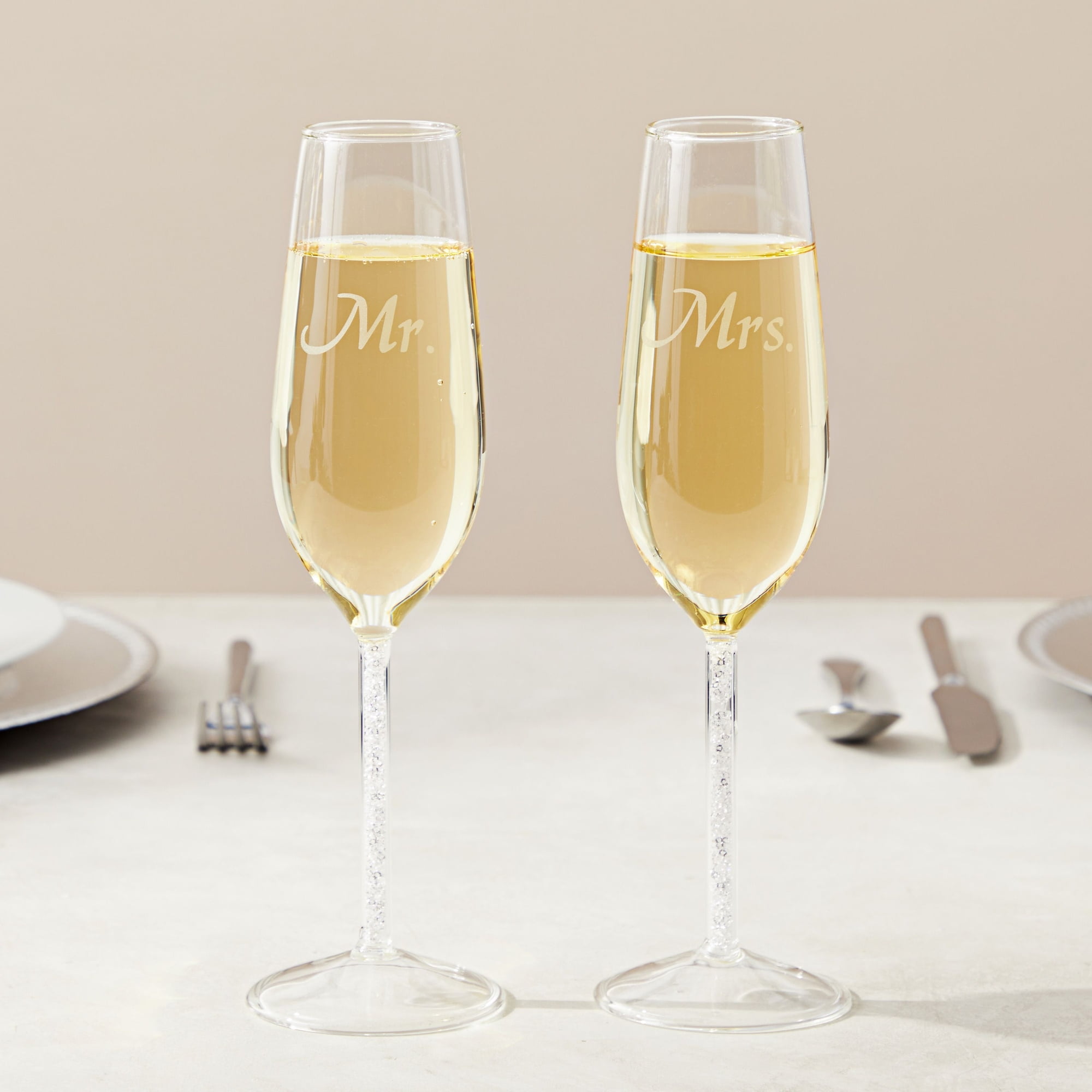 Set of 2, Wedding Champagne Flutes, Personalized Champagne Glasses Wedding  Flutes, Engraved Bride and Groom Toasting Glasses - Mr & Mrs Gift