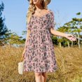 thumbnail image 4 of Vestido de verano de mujer con mangas cortas y globos rojos alegres., 4 of 7