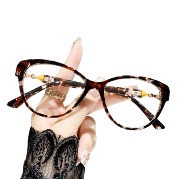 Blue Light Blocking Reading Glasses for Men and Women with +150 Magnification, Stylish Tea Bean Design for Eye Protection and Comfort