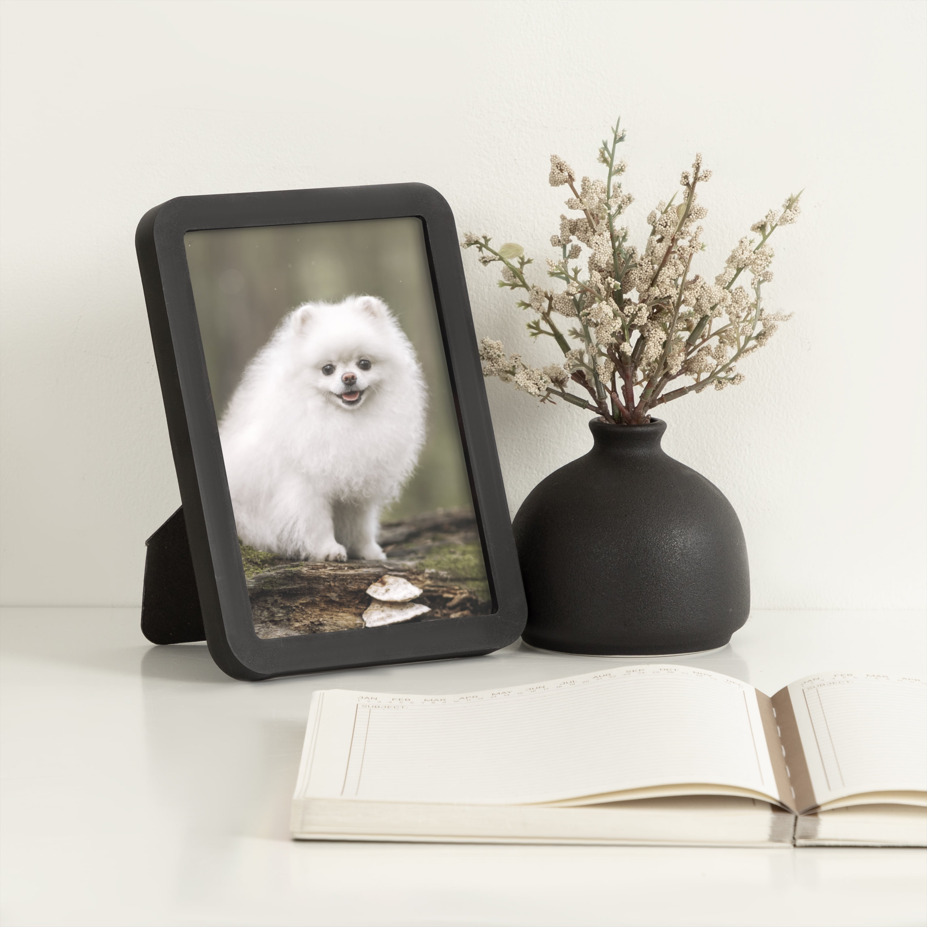 Boba 5x7 Rounded Black Decorative Tabletop Picture Frame, BOBA GAL RND 5X7 BLK