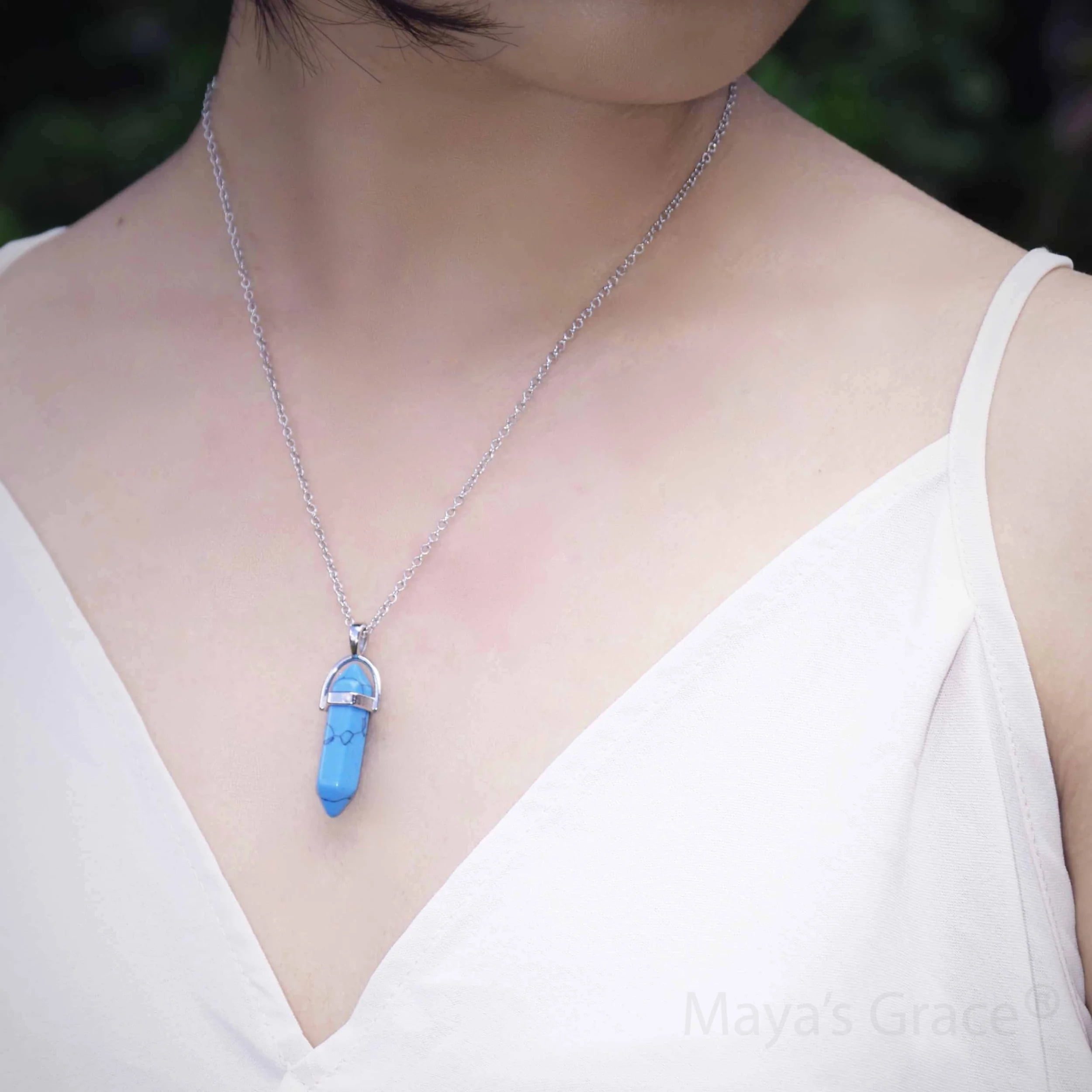 Miri Quartz Crystal Necklace Blue – Sarah Belle