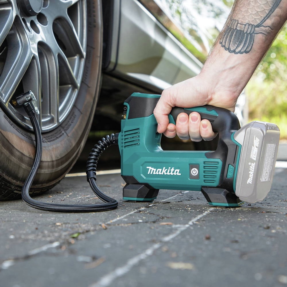 Makita 18V LXT Lithium-Ion Cordless Tire Inflator, Battery