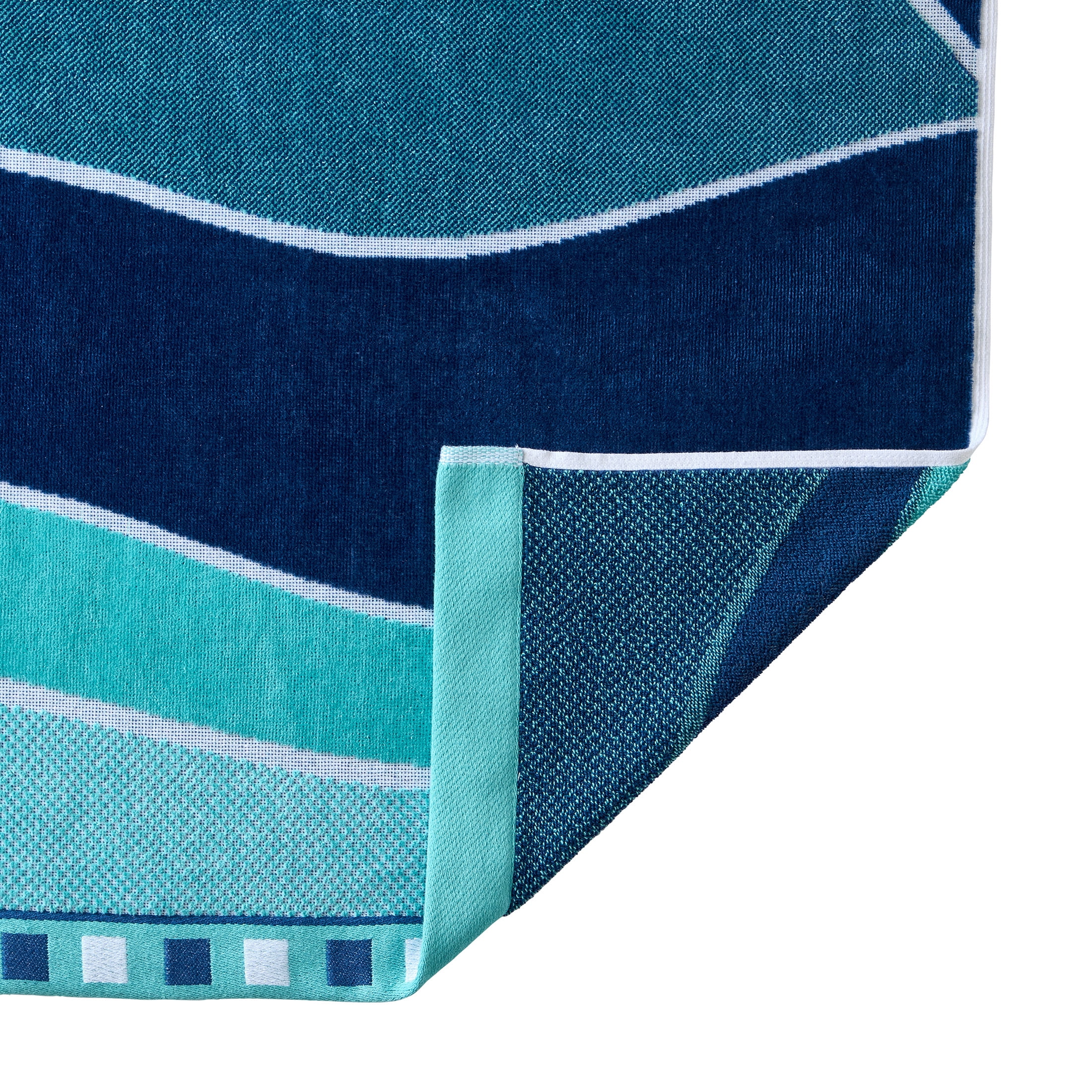 Better Homes & Gardens Cotton Blend Blend Beach Towel, 72 x 38 in, Whale