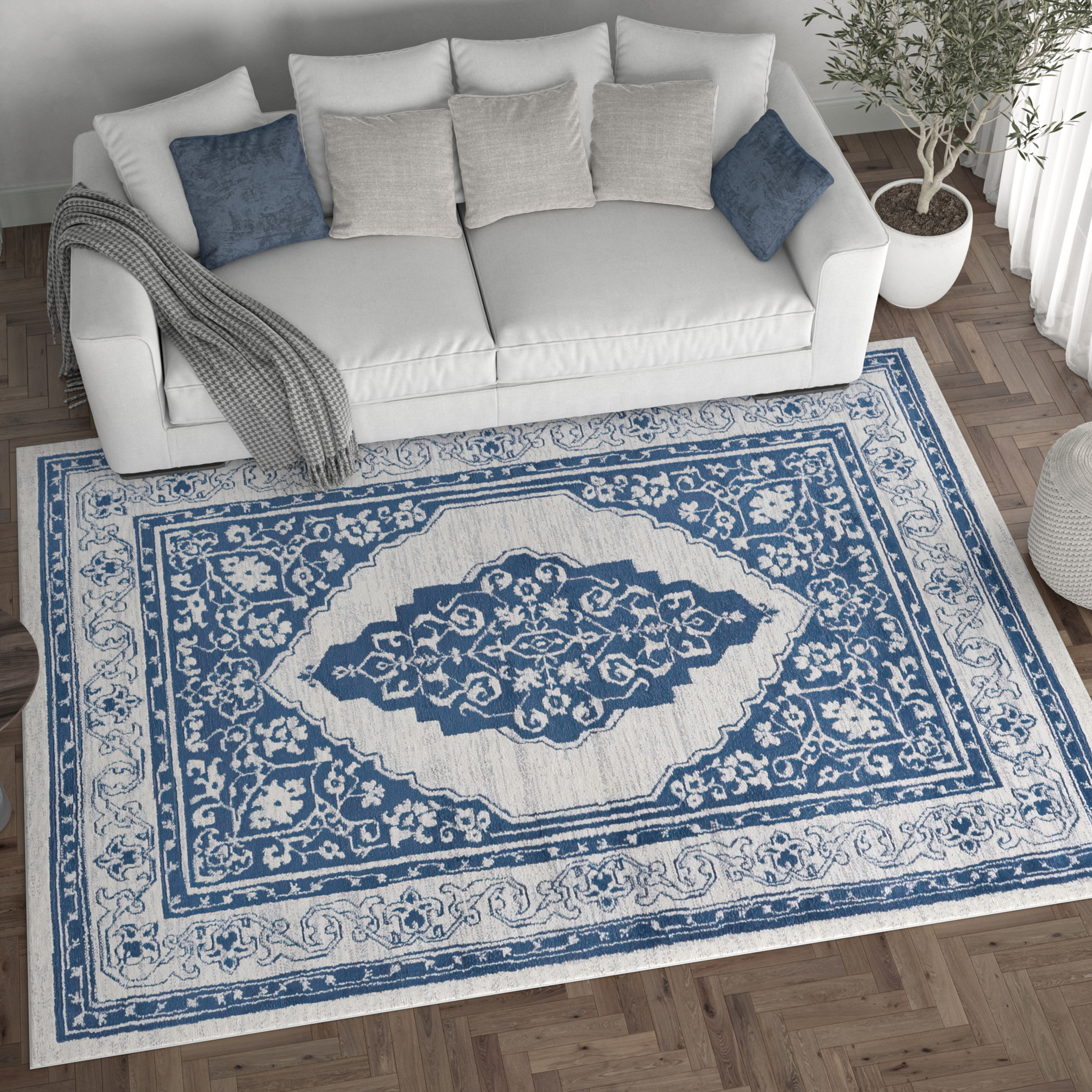 Madison Traditional 5' x 7' Navy and Cream Polypropylene Indoor Area Rug