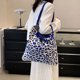 thumbnail image 1 of Bolso de crochet de leopardo bolso de hombro grande bolso de bolso de punto para mujeres (azul), 1 of 9