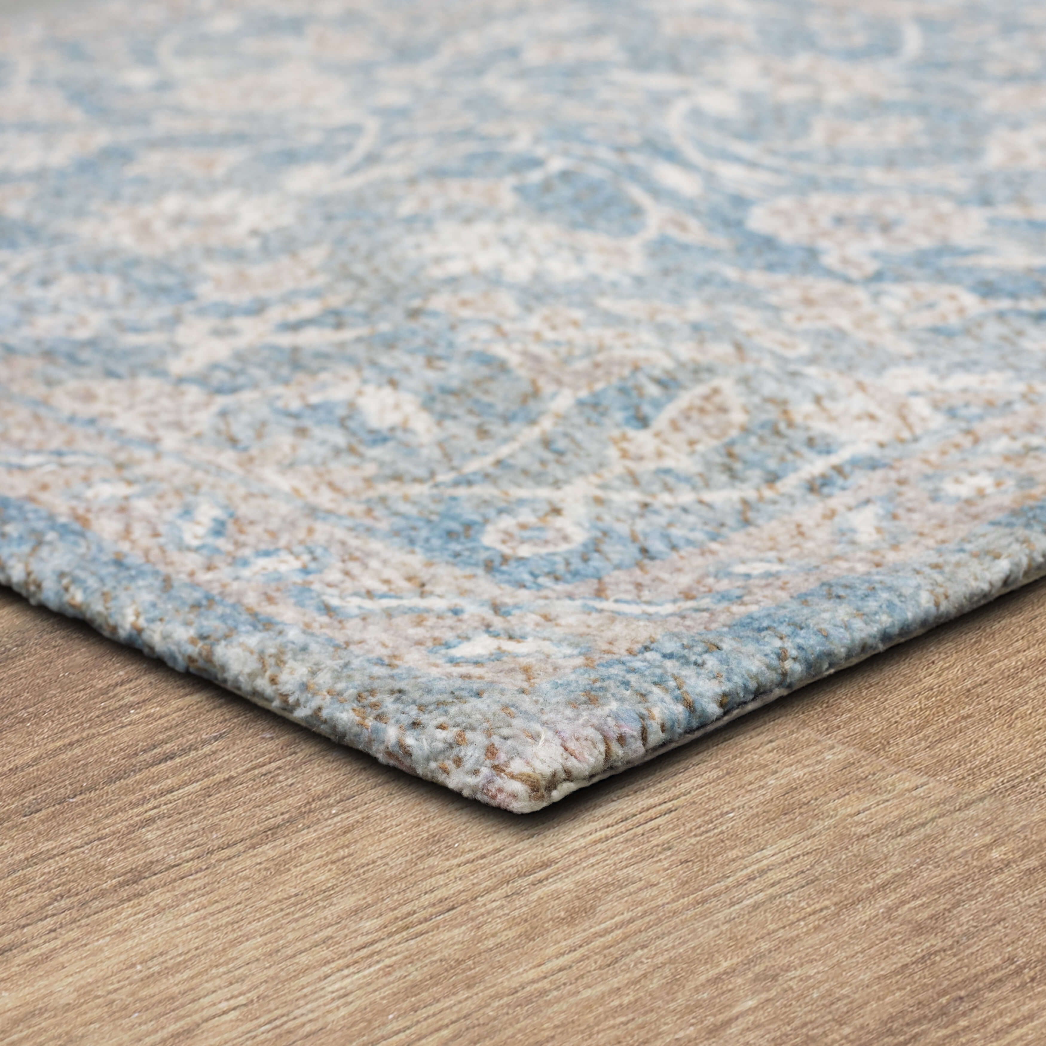 Mainstays Zula Jardin Low Pile Stain/Fade Resistant Polyester Indoor Runner Rug, Blue, 2'6" x 7'